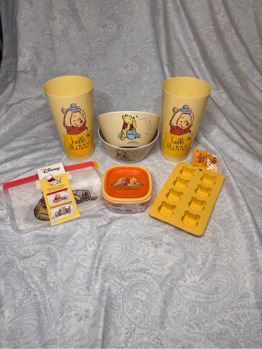 Disney Winnie the Pooh Snack & Drink Set